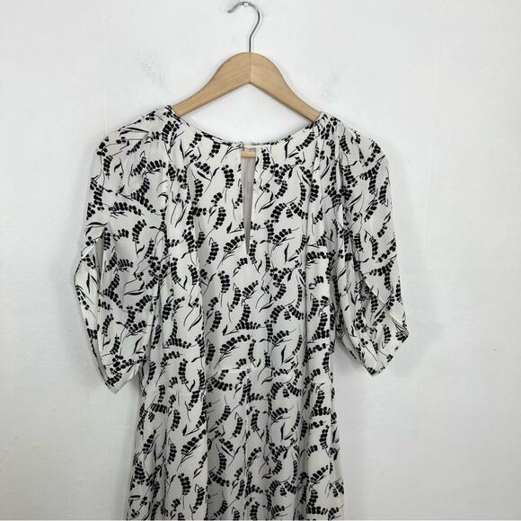 Lewit Black White Floral Silk Slit Neck Tulip Sleeves Dress Size 14 - Picture 9 of 16